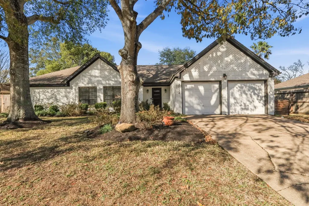 3012 Sugar Wood Drive League City TX 77573