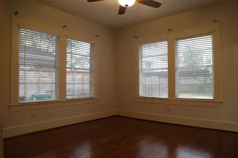 808 Pecore Street Houston TX 77009