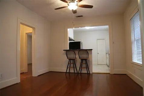 808 Pecore Street Houston TX 77009