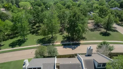 12227 Glenview Drive Montgomery TX 77356