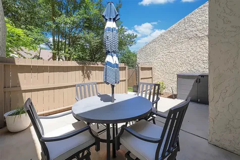 12227 Glenview Drive Montgomery TX 77356