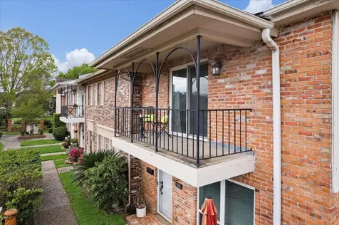 1880 Saxony Lane Houston TX 77058