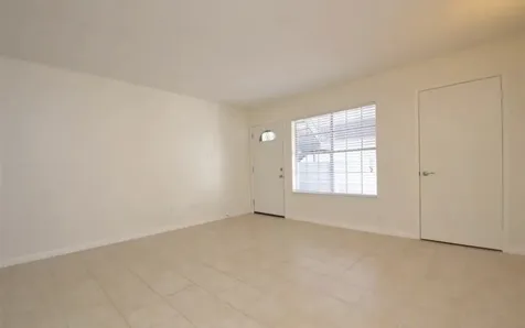 2250 Bering Drive 37 Houston TX 77057