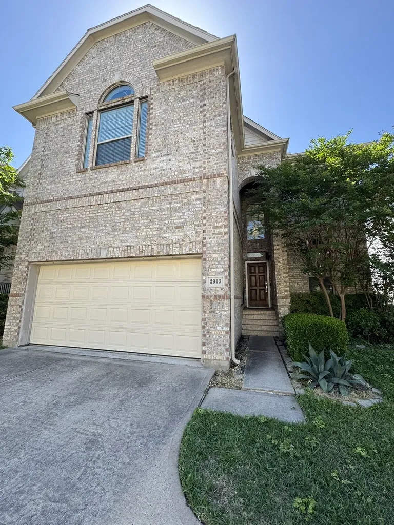 2913 N Becca Lane Houston TX 77092