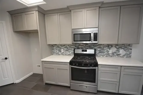 112 Glade Bridge Court Dickinson TX 77539