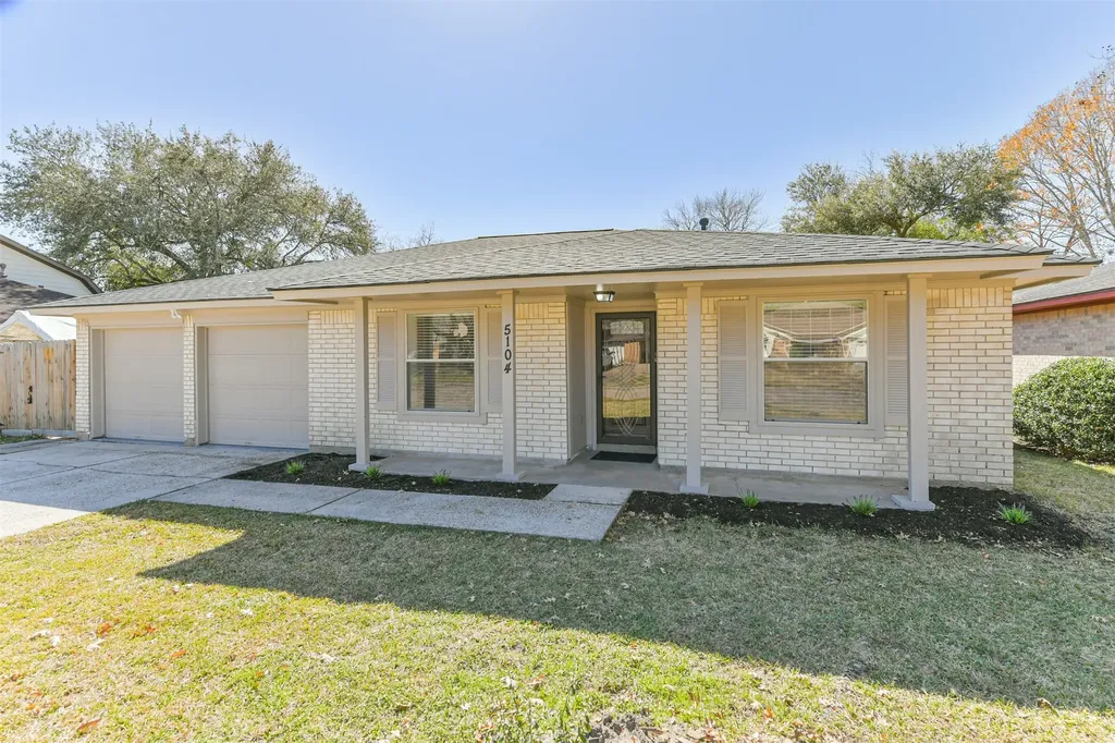 5104 Apple Springs Drive Pearland TX 77584