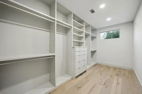 2129 Quenby Street Houston TX 77005