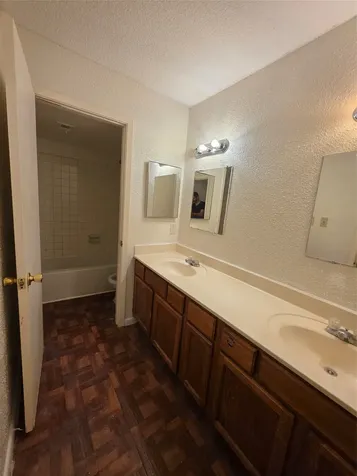 781 Country Place Drive 1085 Houston TX 77079