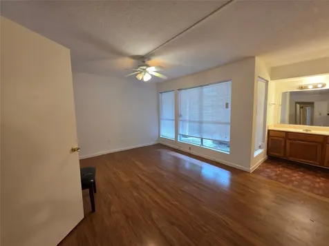 781 Country Place Drive 1085 Houston TX 77079