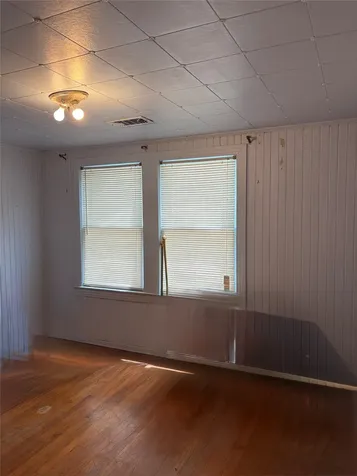 817 S Main Street Highlands TX 77562