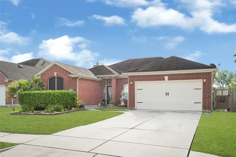 16827 Ship Anchor Drive Friendswood TX 77546
