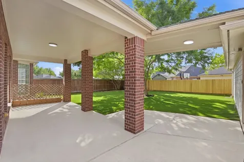 3922 Bivins Lake Circle Richmond TX 77406
