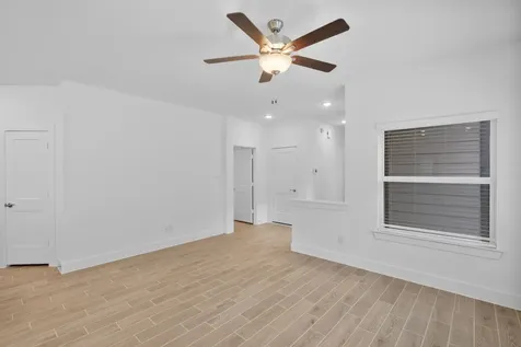 5259 Celestial Court Iowa Colony TX 77583