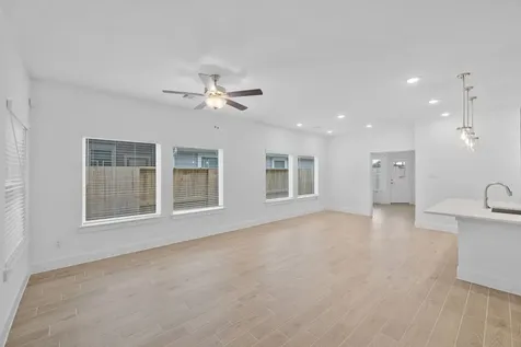 5259 Celestial Court Iowa Colony TX 77583