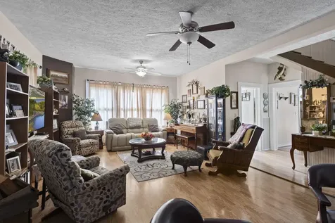 105 Mann Street Colmesneil TX 75938