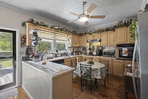 105 Mann Street Colmesneil TX 75938