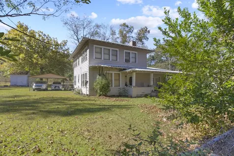 105 Mann Street Colmesneil TX 75938