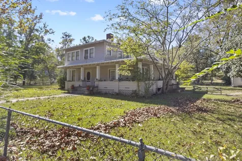105 Mann Street Colmesneil TX 75938