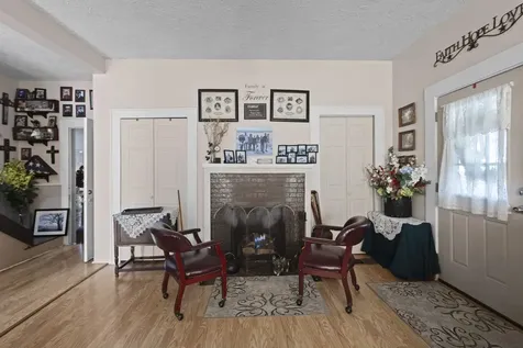 105 Mann Street Colmesneil TX 75938
