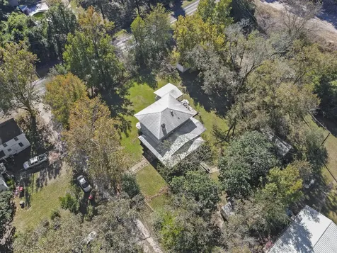 105 Mann Street Colmesneil TX 75938