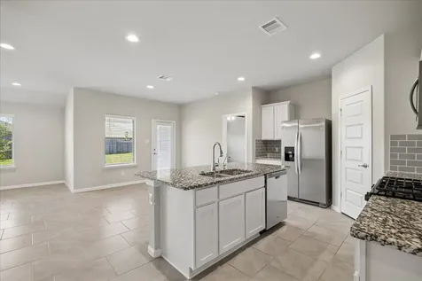 5515 Russett Bay Court Richmond TX 77407