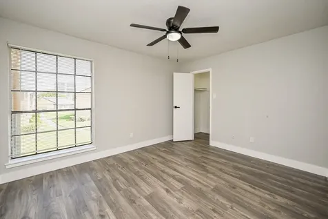 9090 S Braeswood Boulevard 86 Houston TX 77074