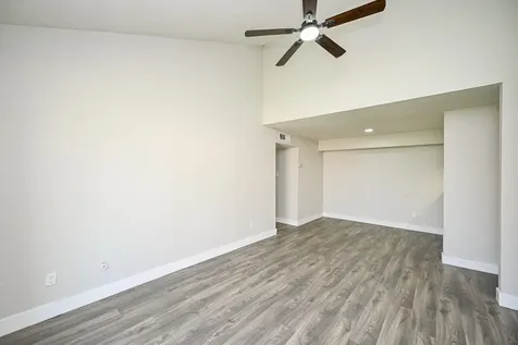 9090 S Braeswood Boulevard 86 Houston TX 77074
