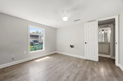 211 Arcadian Drive Crosby TX 77532