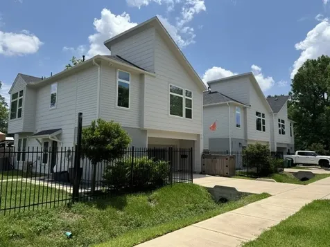 5906 Weathersby Street Houston TX 77091