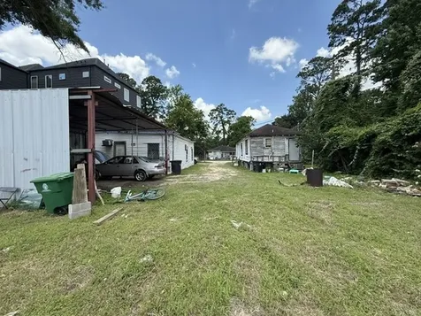 5906 Weathersby Street Houston TX 77091