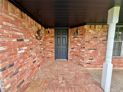 311 Southern Oaks Drive Lake Jackson TX 77566