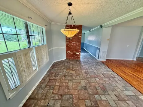 311 Southern Oaks Drive Lake Jackson TX 77566