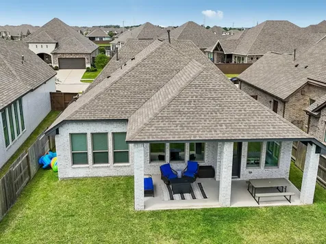 615 Livermore Street Webster TX 77598