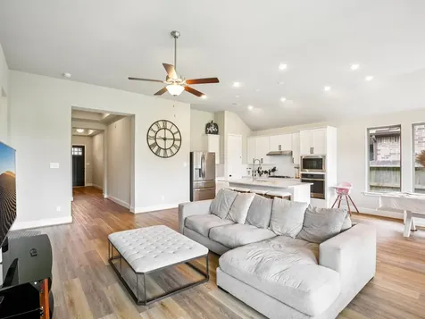 615 Livermore Street Webster TX 77598
