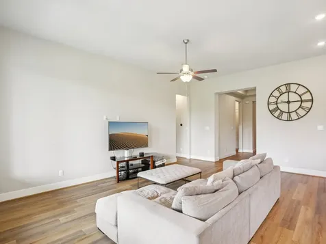 615 Livermore Street Webster TX 77598