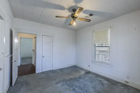 4314 Avenue Q 1/2 Galveston TX 77550