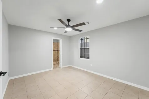 7912 Cypress Street Houston TX 77012