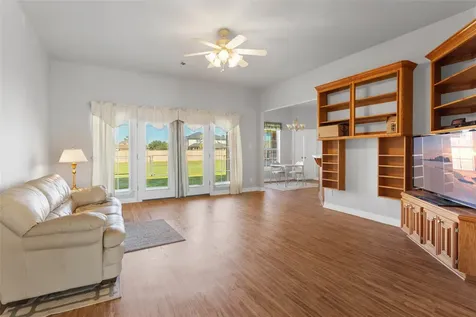1815 Magnolia Bend Baytown TX 77523