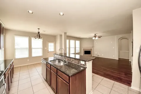 4 Palmdale Lane Manvel TX 77578