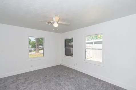 525 20th Avenue N Texas City TX 77590