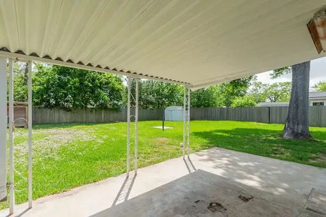 525 20th Avenue N Texas City TX 77590