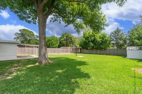 525 20th Avenue N Texas City TX 77590
