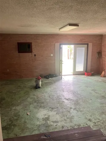 1020 40th Street Galveston TX 77550