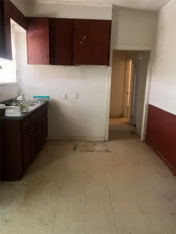1020 40th Street Galveston TX 77550