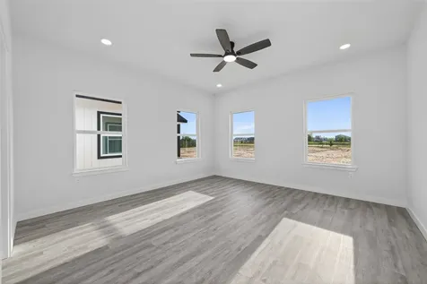 6921 Road 5503 Cleveland TX 77327