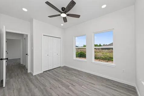 6921 Road 5503 Cleveland TX 77327