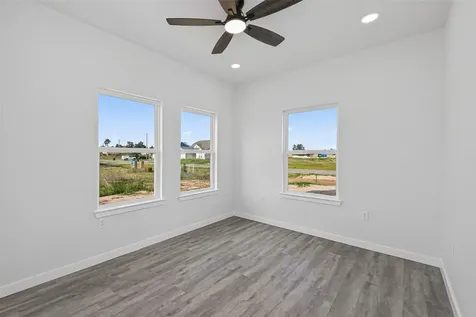 6921 Road 5503 Cleveland TX 77327