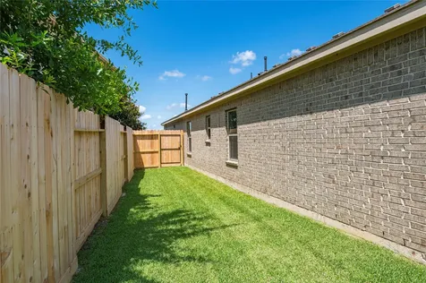 2832 Cross Colony Drive Dickinson TX 77539