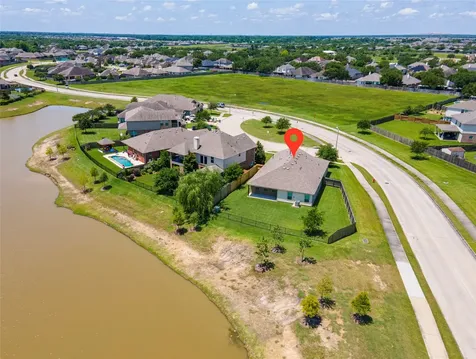 2832 Cross Colony Drive Dickinson TX 77539