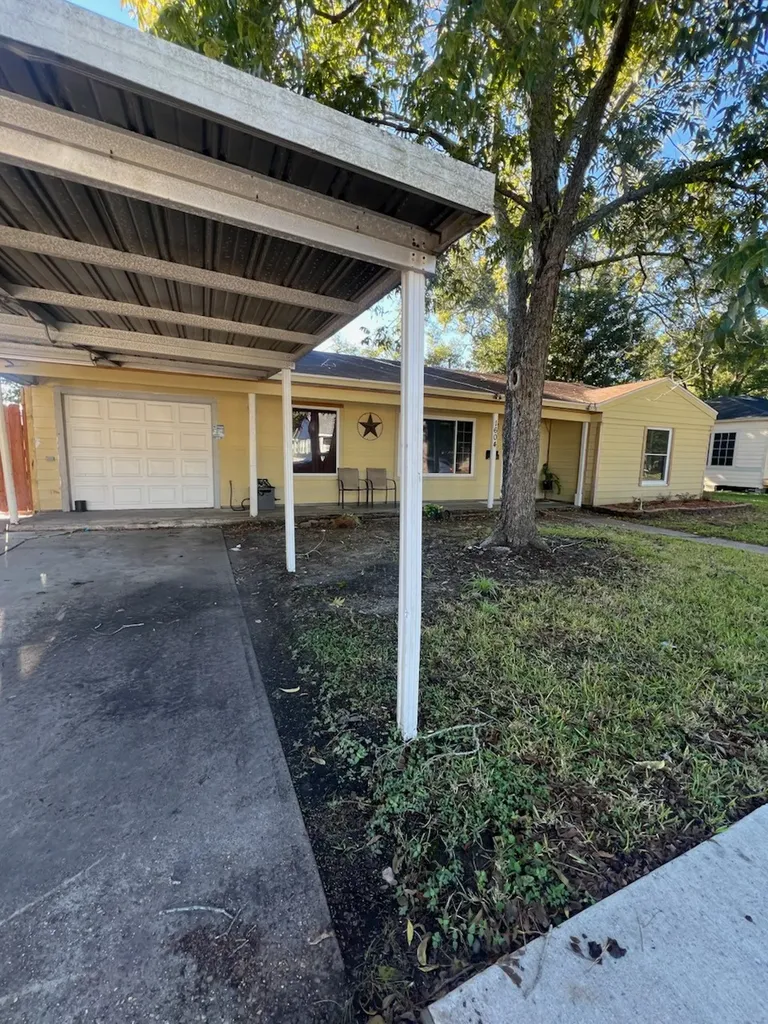 1604 Florida Street Baytown TX 77520
